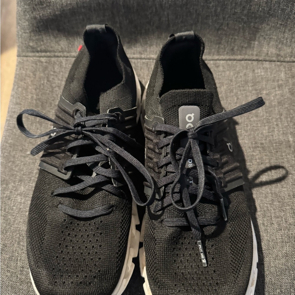 On Running Cloudswift 3-Men's Black Sneakers